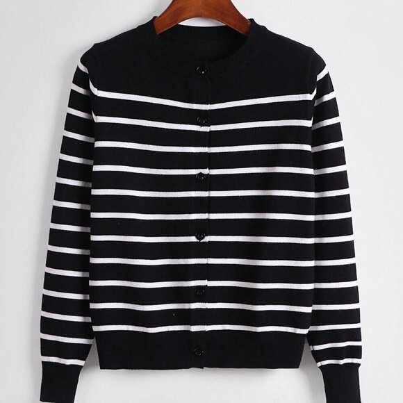 Black Casual Women's Cardigan - Picture 4 of 5